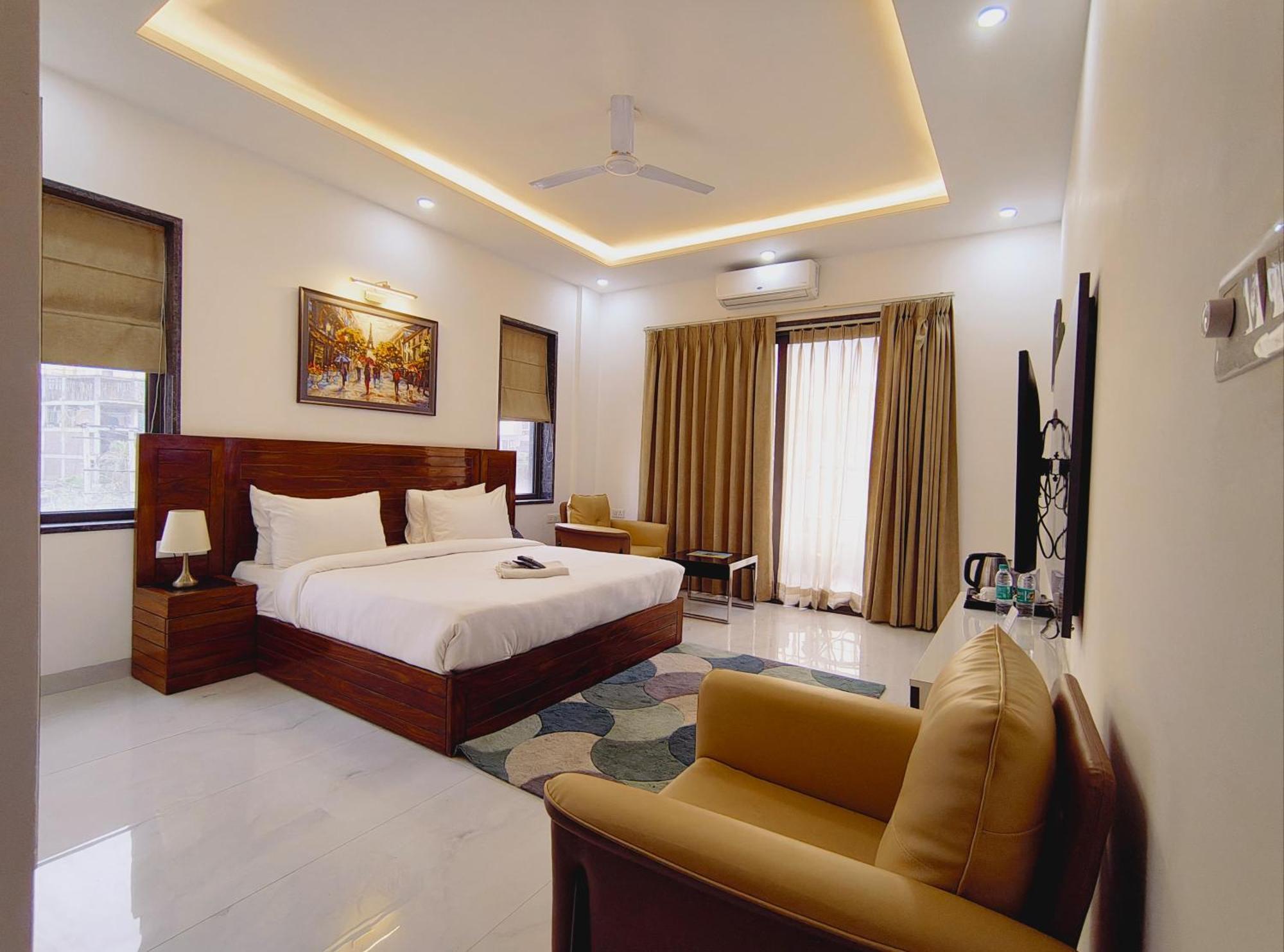 Hotel Elite 32 Avenue - Near Google Building Ґурґаон Екстер'єр фото
