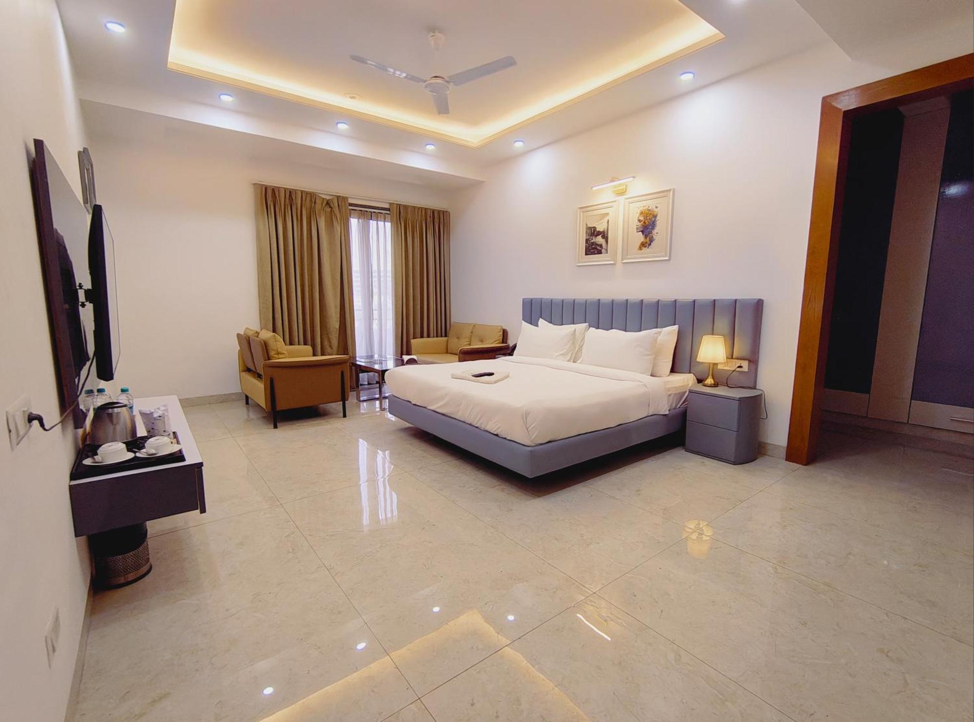Hotel Elite 32 Avenue - Near Google Building Ґурґаон Екстер'єр фото